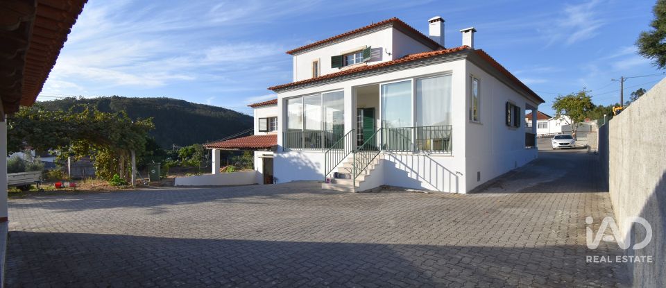 Moradia T4 em São Miguel, Santa Eufémia e Rabaçal de 181 m²