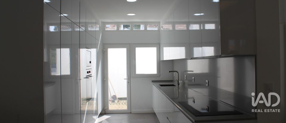 Moradia T5 em Quinta do Anjo de 160 m²