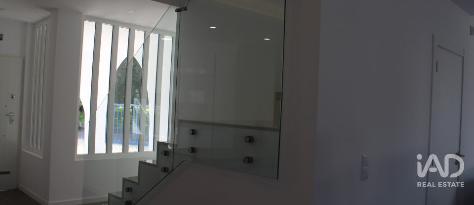 Moradia T5 em Quinta do Anjo de 160 m²