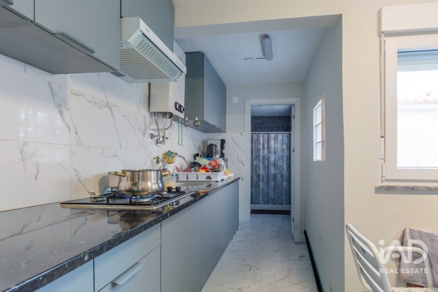 Moradia T5 em Caldas da Rainha - Santo Onofre e Serra do Bouro de 140 m²