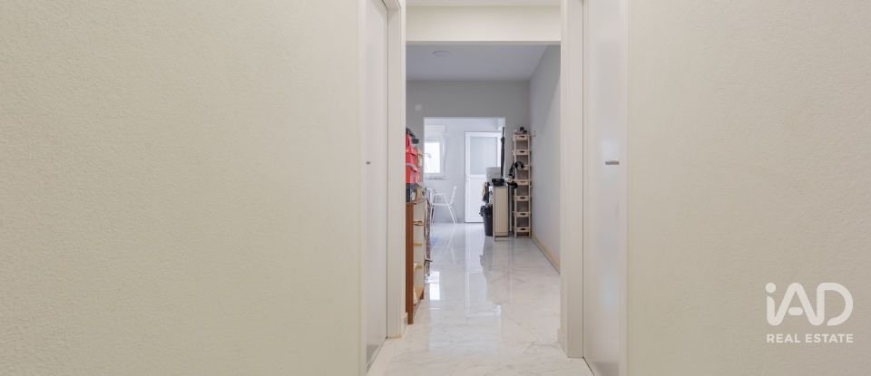 Moradia T5 em Caldas da Rainha - Santo Onofre e Serra do Bouro de 140 m²