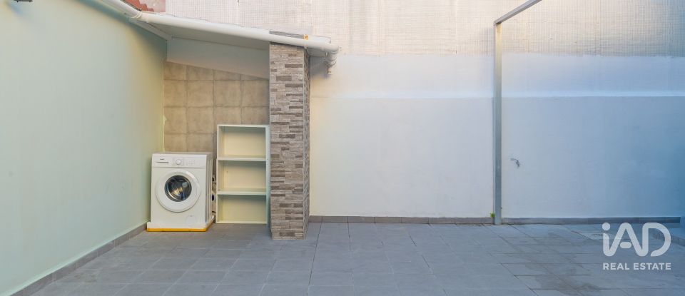 Moradia T5 em Caldas da Rainha - Santo Onofre e Serra do Bouro de 140 m²