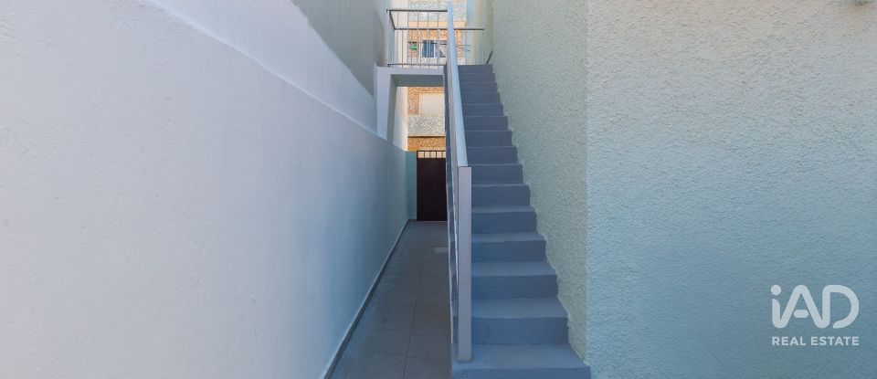 Moradia T5 em Caldas da Rainha - Santo Onofre e Serra do Bouro de 140 m²