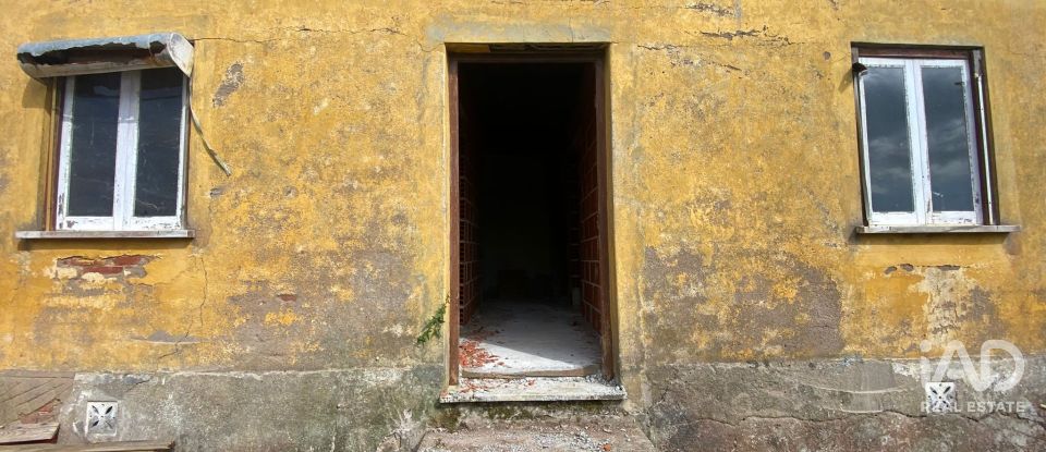 Casa de Campo T3 em Campelos e Outeiro da Cabeça de 89 m²