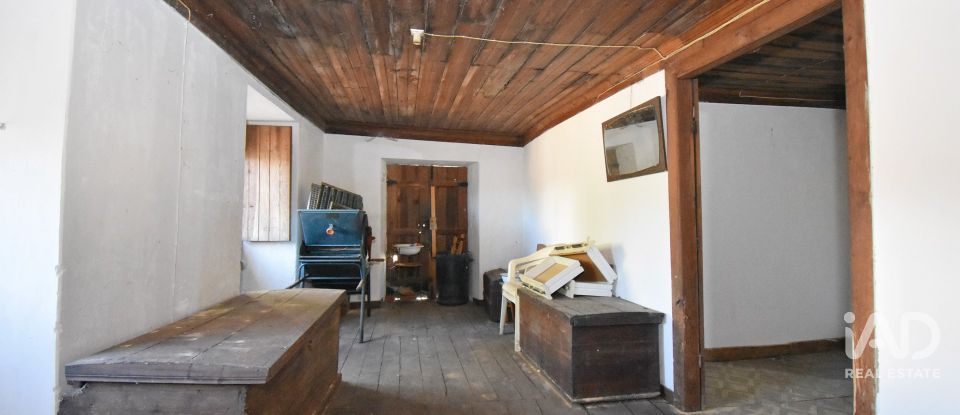 Quinta agrícola T5 em São Miguel, Santa Eufémia e Rabaçal de 272 m²