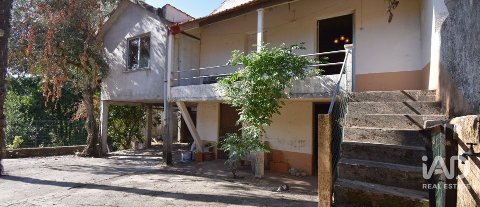 Quinta agrícola T5 em São Miguel, Santa Eufémia e Rabaçal de 272 m²