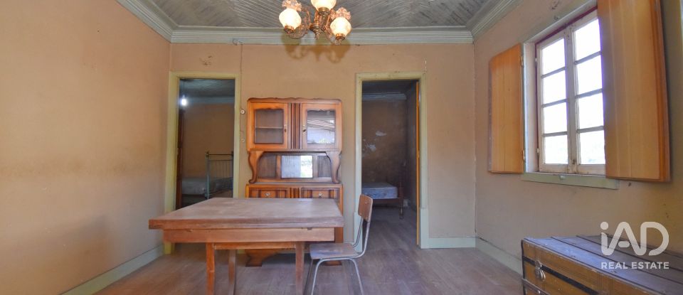 Quinta agrícola T5 em São Miguel, Santa Eufémia e Rabaçal de 272 m²