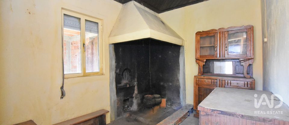 Quinta agrícola T5 em São Miguel, Santa Eufémia e Rabaçal de 272 m²