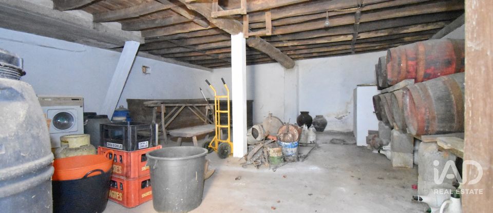 Quinta agrícola T5 em São Miguel, Santa Eufémia e Rabaçal de 272 m²