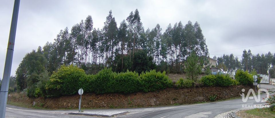 Terreno urbano em Arrifana de 700 m²