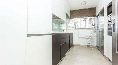Apartamento T1 em Algés, Linda-a-Velha e Cruz Quebrada-Dafundo de 102 m²