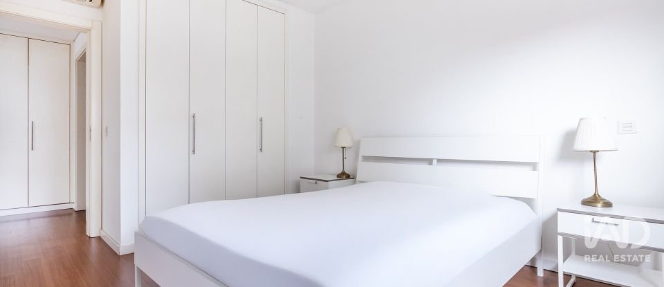 Apartamento T1 em Algés, Linda-a-Velha e Cruz Quebrada-Dafundo de 102 m²