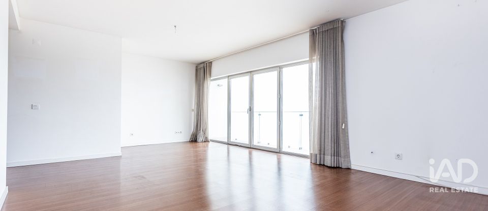 Apartamento T1 em Algés, Linda-a-Velha e Cruz Quebrada-Dafundo de 102 m²