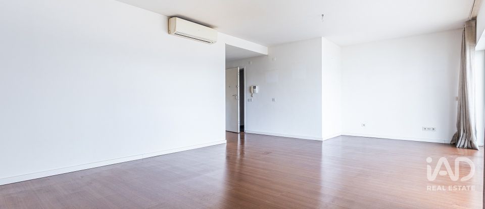 Apartamento T1 em Algés, Linda-a-Velha e Cruz Quebrada-Dafundo de 102 m²