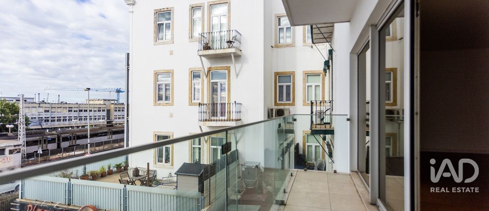 Apartamento T1 em Algés, Linda-a-Velha e Cruz Quebrada-Dafundo de 102 m²