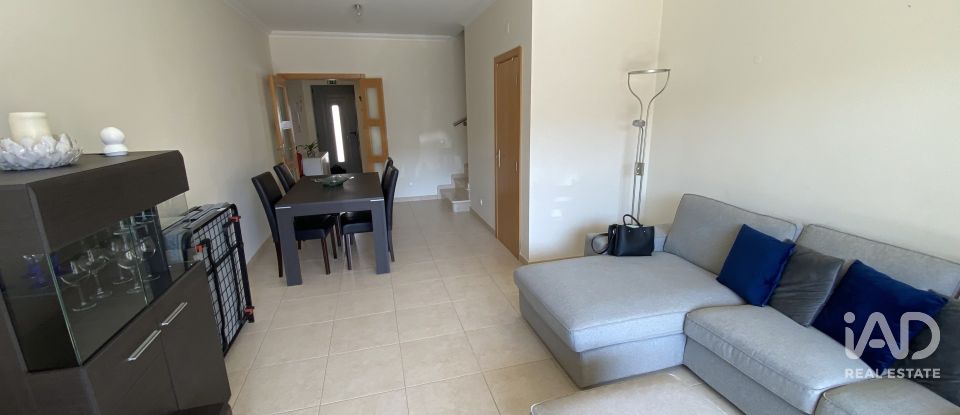 Moradia em banda T2 em Albufeira e Olhos de Água de 97 m²
