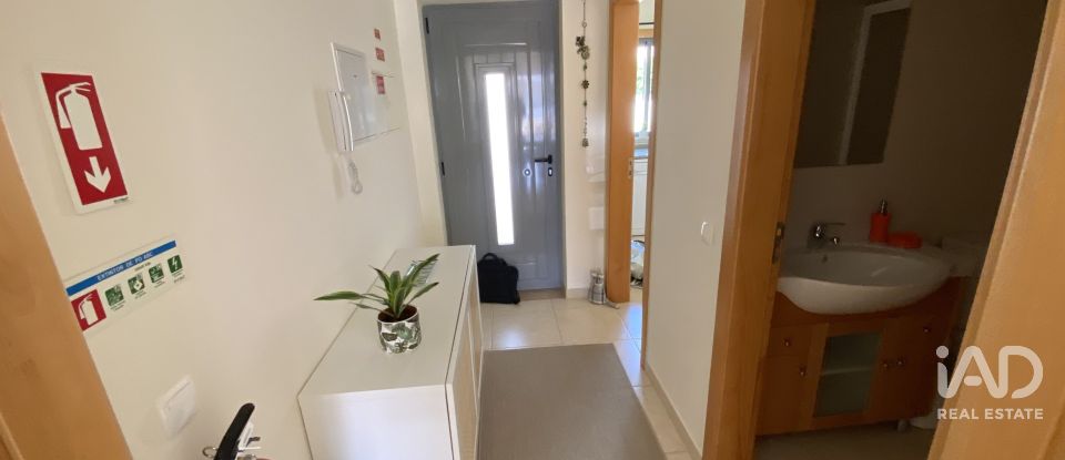 Moradia em banda T2 em Albufeira e Olhos de Água de 97 m²