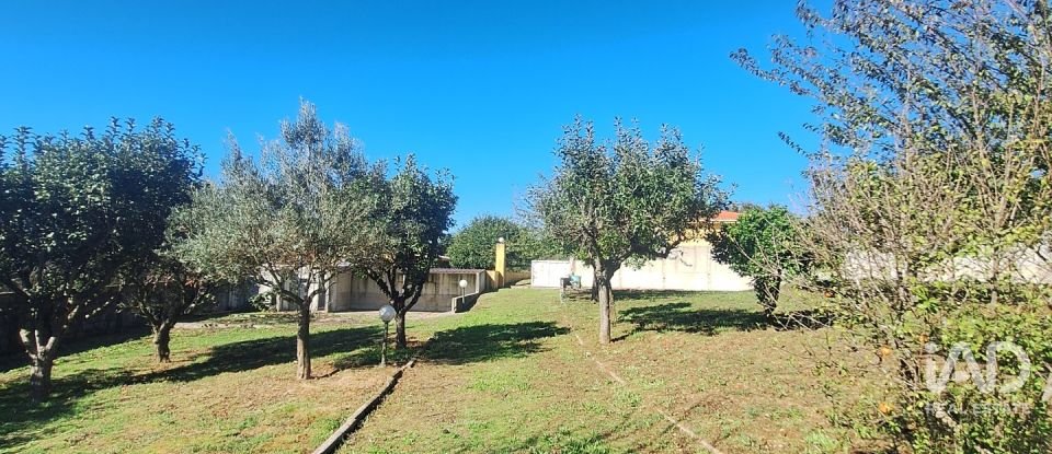 Moradia T4 em Recarei de 250 m²