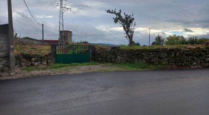 Land in Adoufe e Vilarinho de Samardã of 4,221 m²