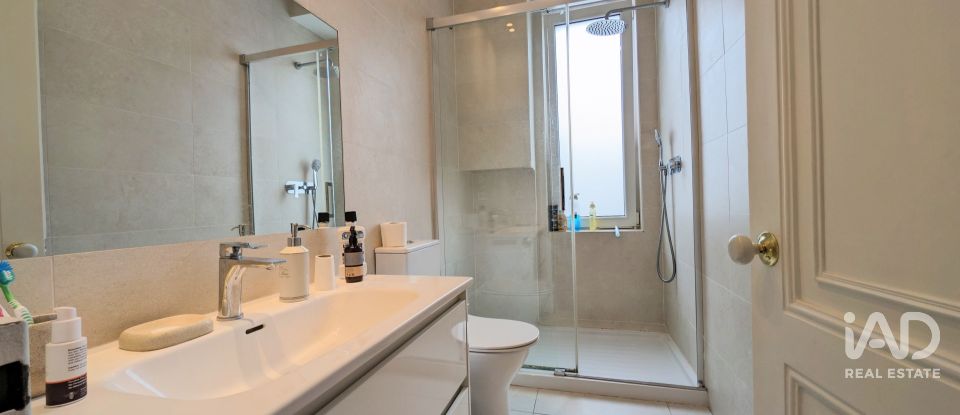 Apartamento T2 em Santo António de 102 m²