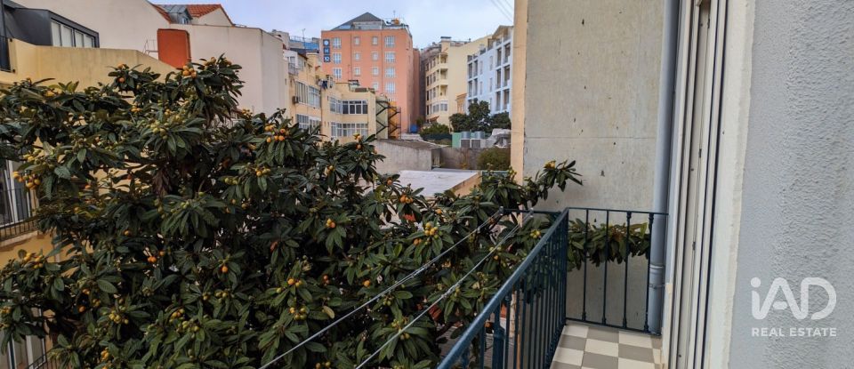 Apartamento T2 em Santo António de 102 m²