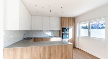 Maison T4 à Marinha Grande de 220 m²