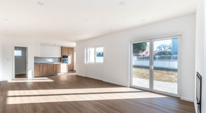 Maison T4 à Marinha Grande de 220 m²