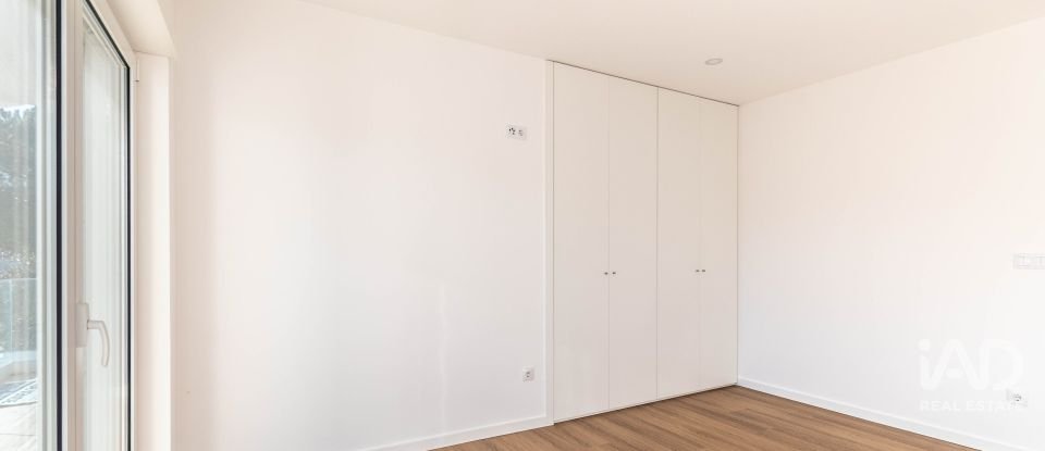 Moradia T4 em Marinha Grande de 220 m²