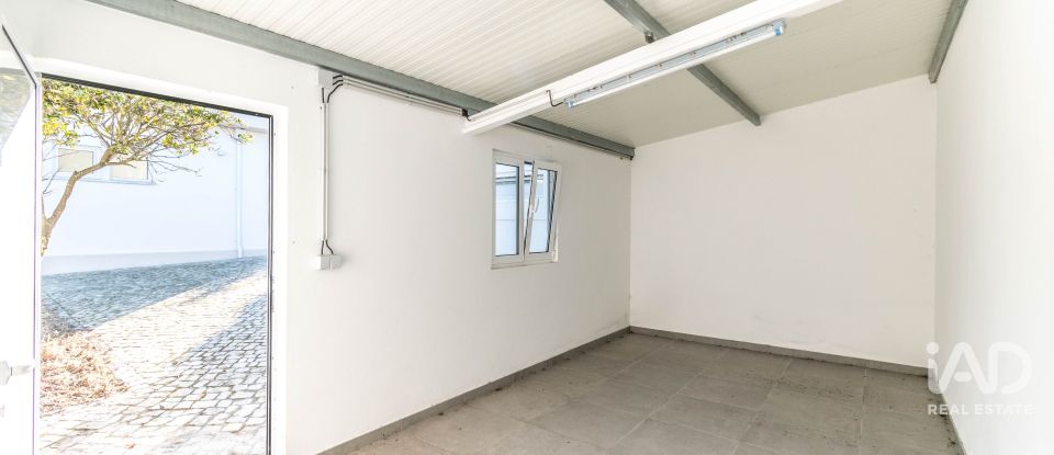 Moradia T4 em Marinha Grande de 220 m²