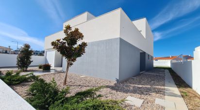 Maison T3 à Tornada e Salir do Porto de 210 m²