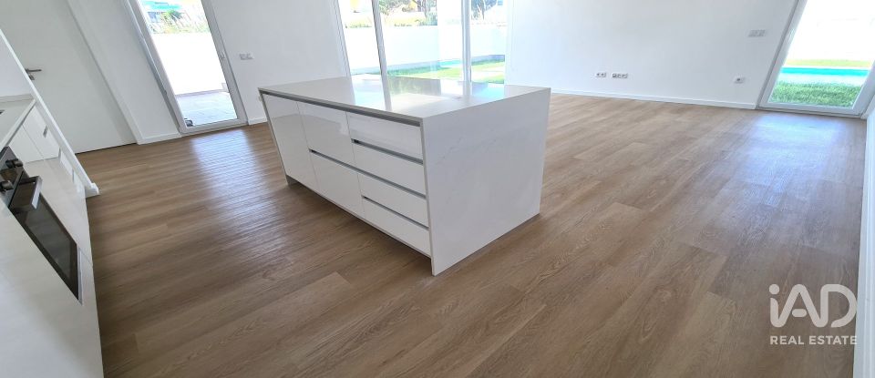 Maison T3 à Tornada e Salir do Porto de 210 m²