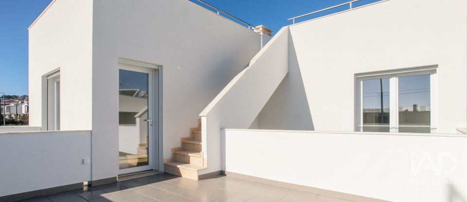 Maison T3 à Tornada e Salir do Porto de 210 m²