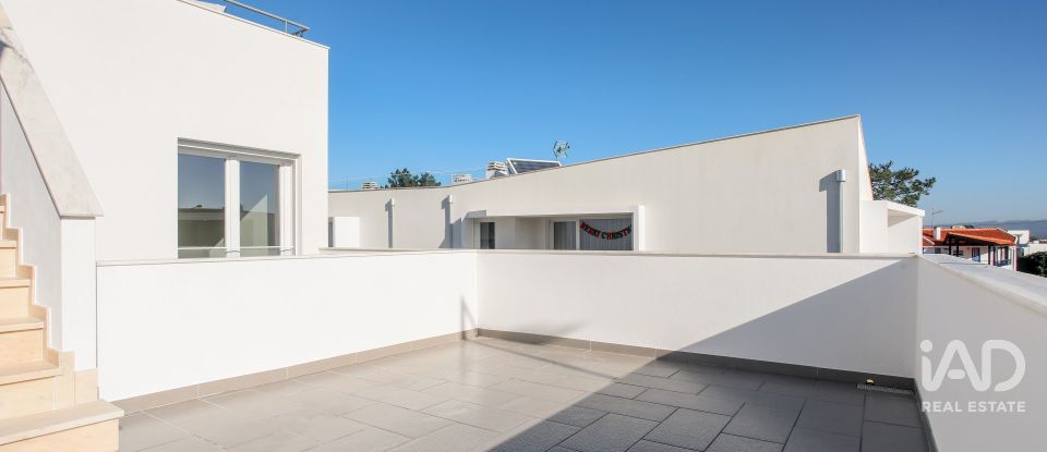 Maison T3 à Tornada e Salir do Porto de 210 m²