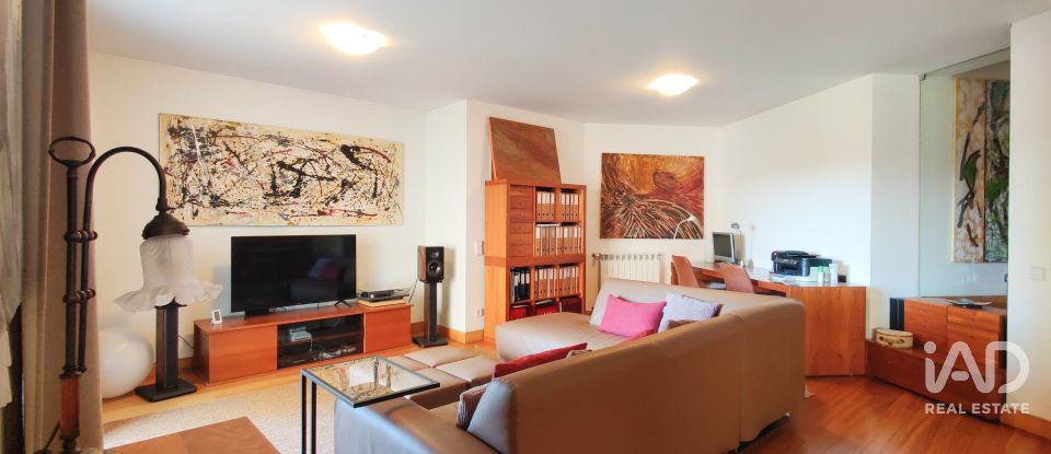 Duplex T3 em Lordelo Do Ouro E Massarelos de 173 m²