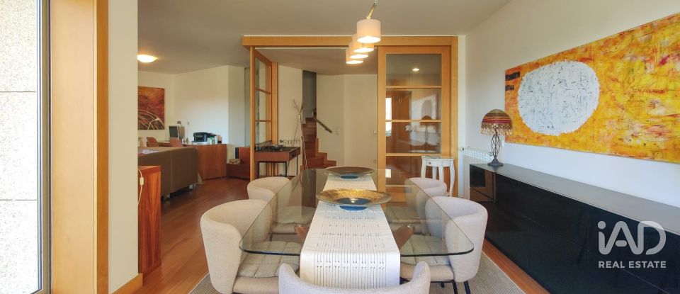 Duplex T3 em Lordelo Do Ouro E Massarelos de 173 m²