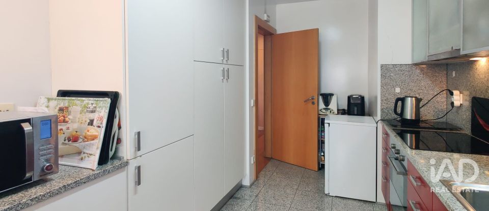 Duplex T3 em Lordelo Do Ouro E Massarelos de 173 m²