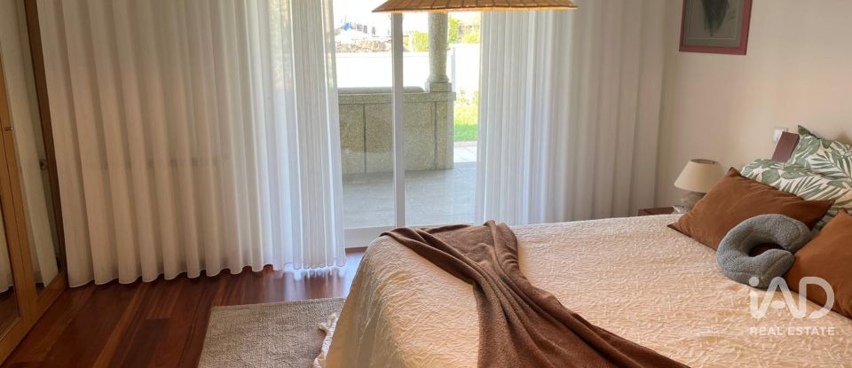 Moradia T4 em Lemenhe, Mouquim e Jesufrei de 300 m²