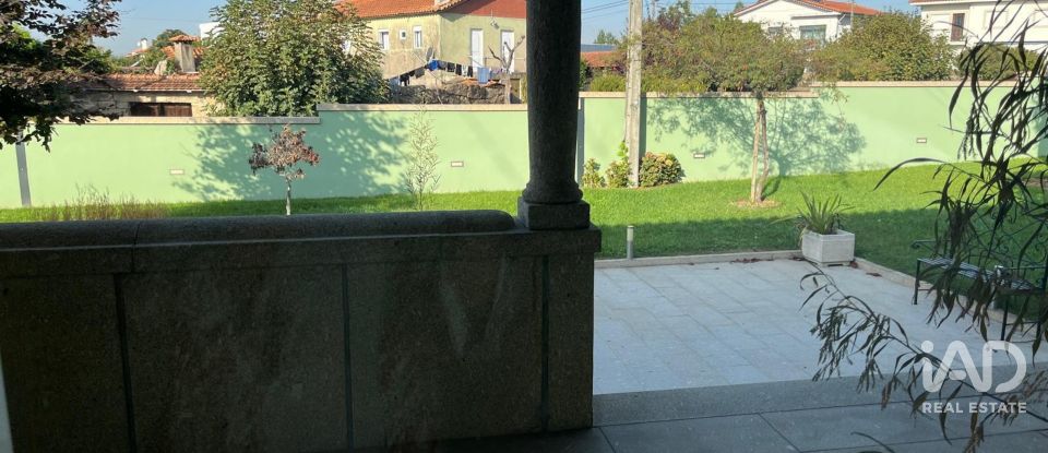 Moradia T4 em Lemenhe, Mouquim e Jesufrei de 300 m²