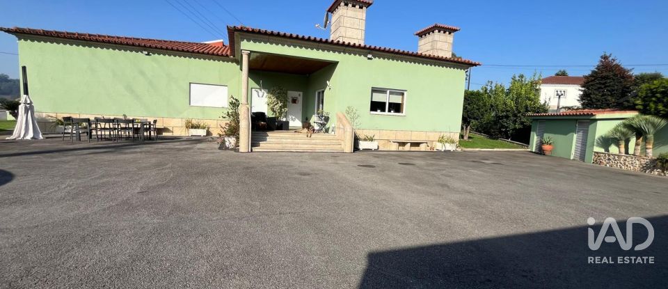 Moradia T4 em Lemenhe, Mouquim e Jesufrei de 300 m²