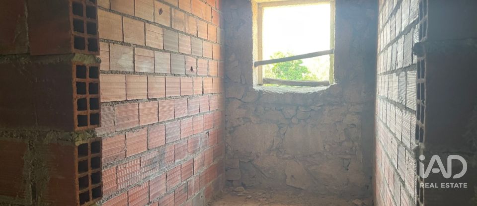 Quinta T4 em Esqueiros, Nevogilde e Travassós de 656 m²