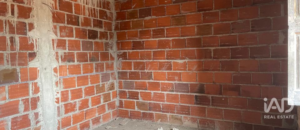 Quinta T4 em Esqueiros, Nevogilde e Travassós de 656 m²