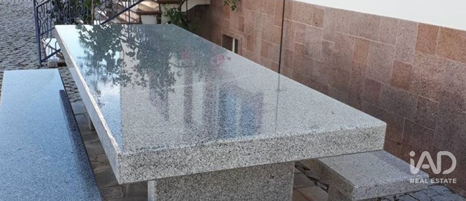 Ferme T9 à Mirandela de 1 021 m²