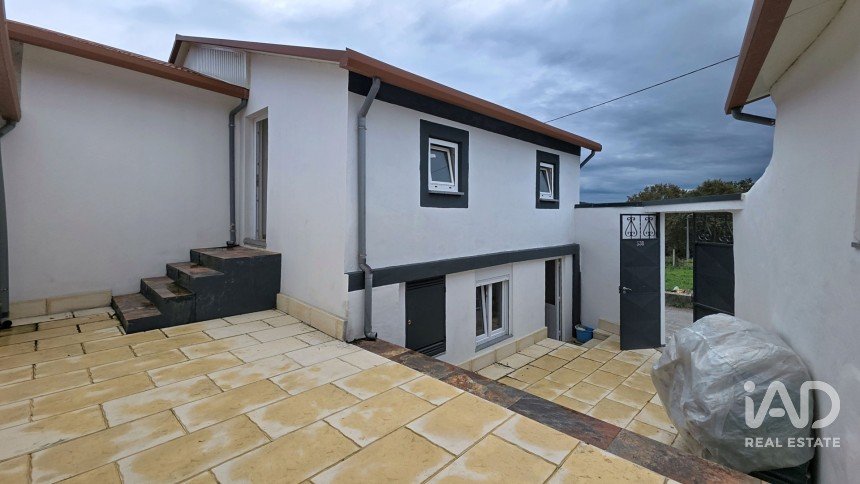 Casa / moradia T0 em Pinheiro da Bemposta, Travanca e Palmaz de 193 m²