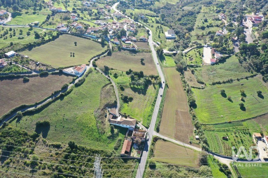 Terreno em Alhandra, São João dos Montes e Calhandriz de 38 000 m²