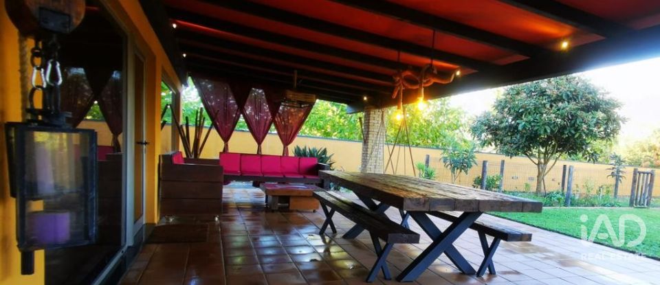 Lodge T5 in Pampilhosa of 292 m²