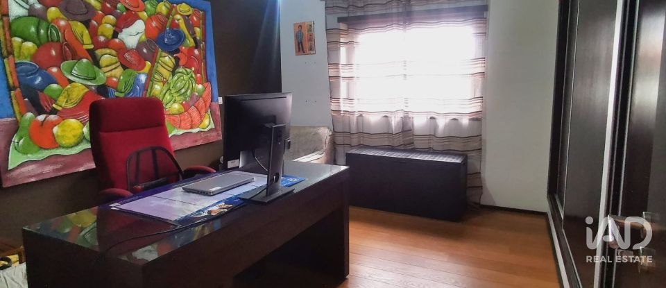 Lodge T5 in Pampilhosa of 292 m²