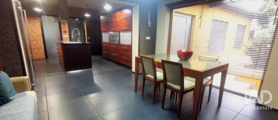 Lodge T5 in Pampilhosa of 292 m²