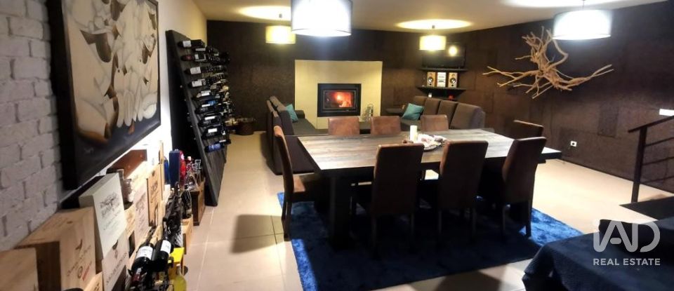 Lodge T5 in Pampilhosa of 292 m²