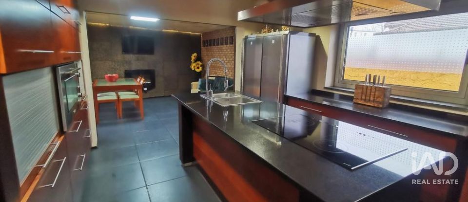 Lodge T5 in Pampilhosa of 292 m²