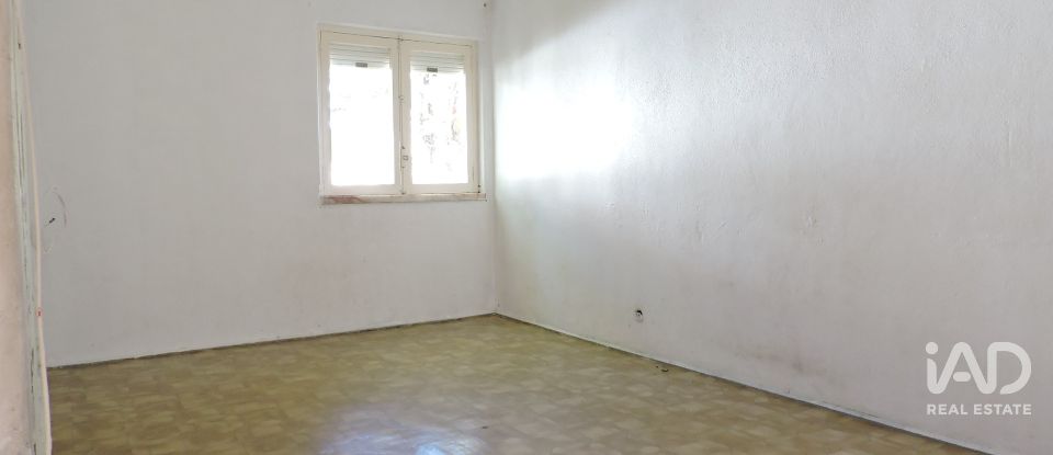 Apartamento T3 em Laranjeiro e Feijó de 63 m²